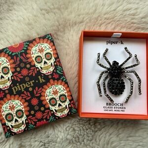 Piper K Black Spider Brooch Halloween Goth Emo Punk Vibes Pin New in Box